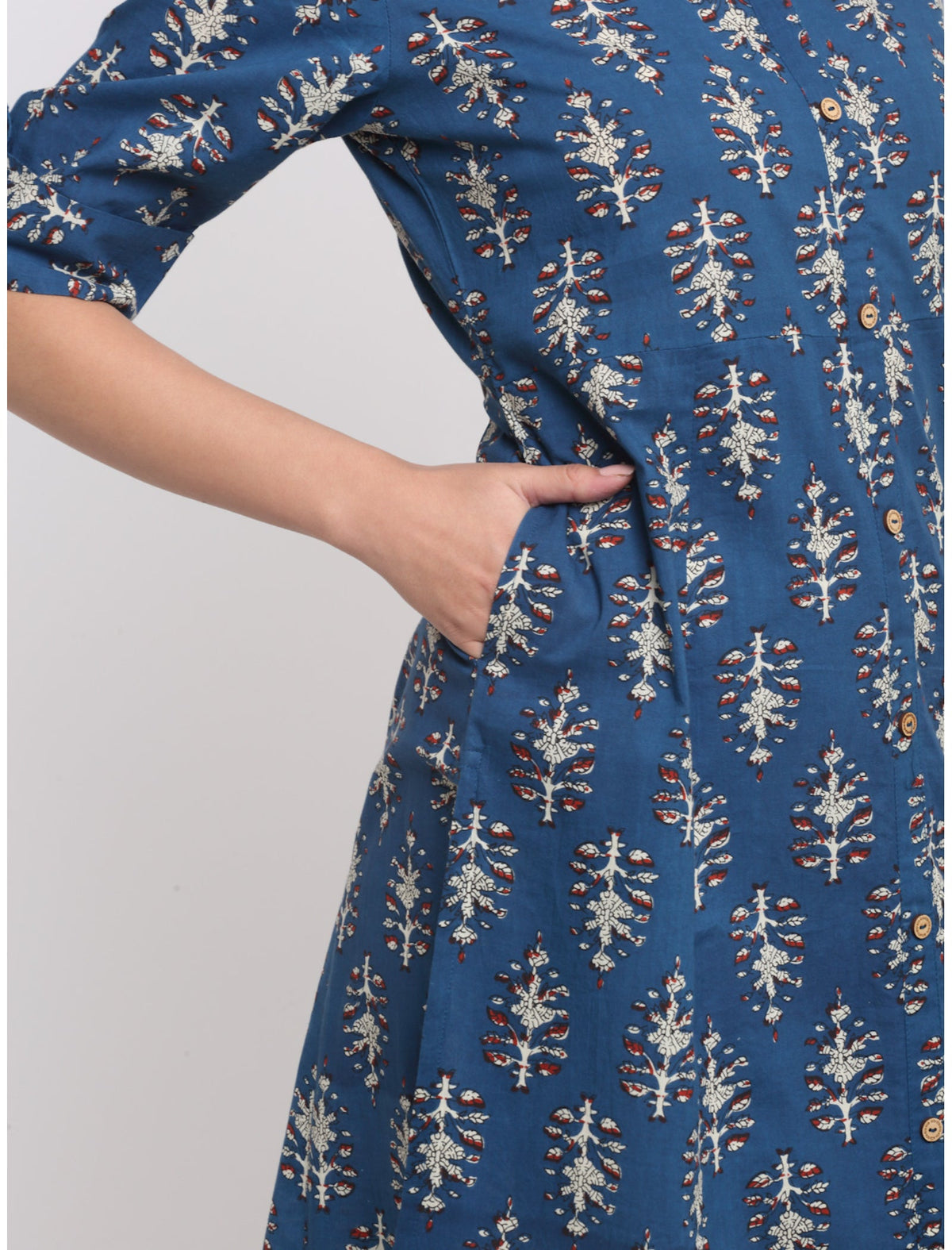 Rangvastra Maroon/Blue Cotton Floral Print Kurta with Short Sleeve & Speared Collar