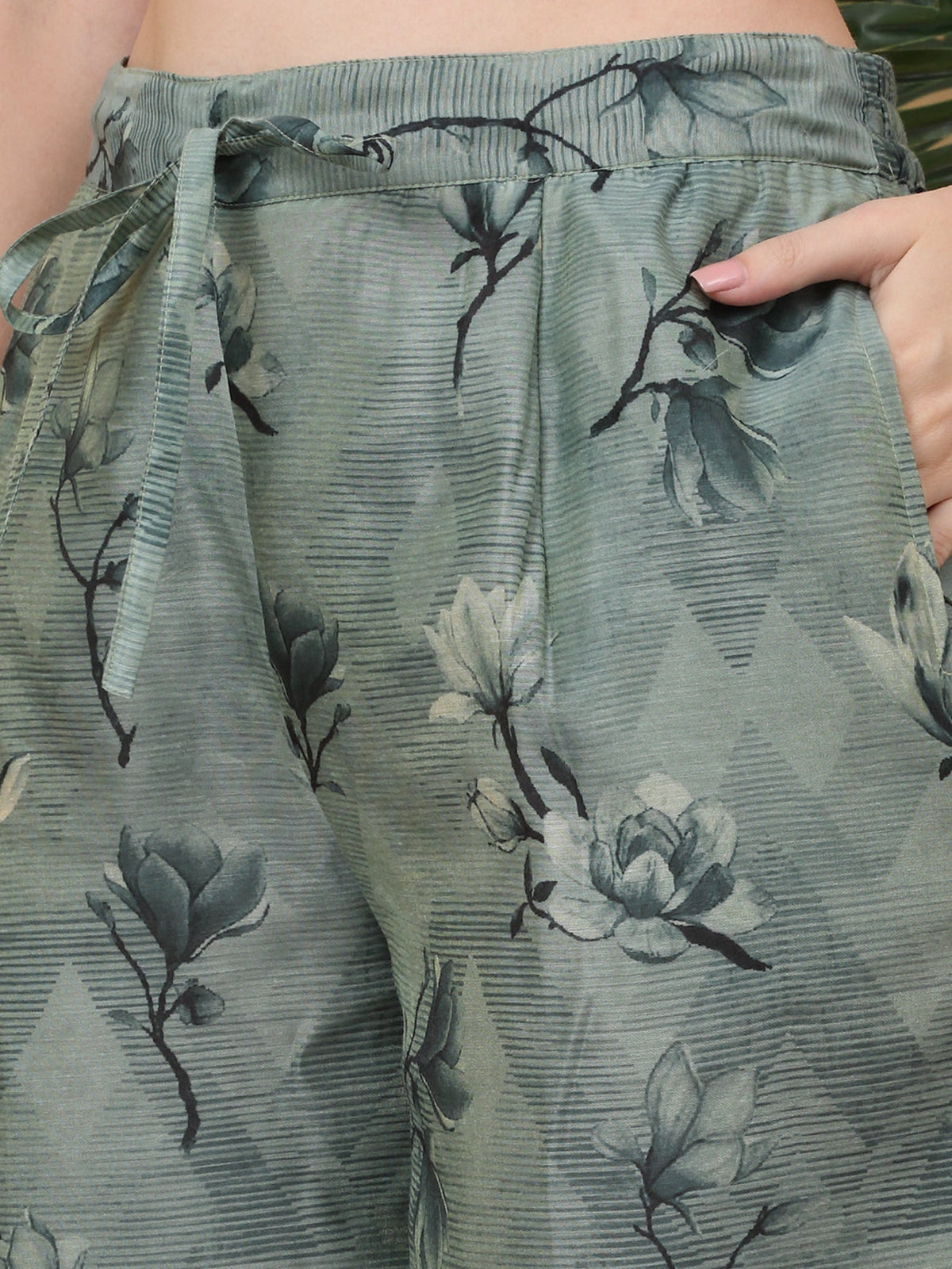 Rangvastra Grey Floral Print Cotton Chanderi Kurta Pant Set