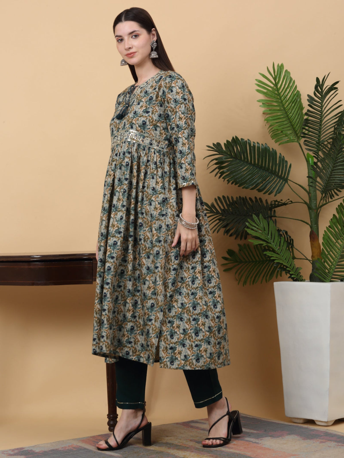 Rangvastra  Pink & Green Floral Print Rayon Kurta Pant Set