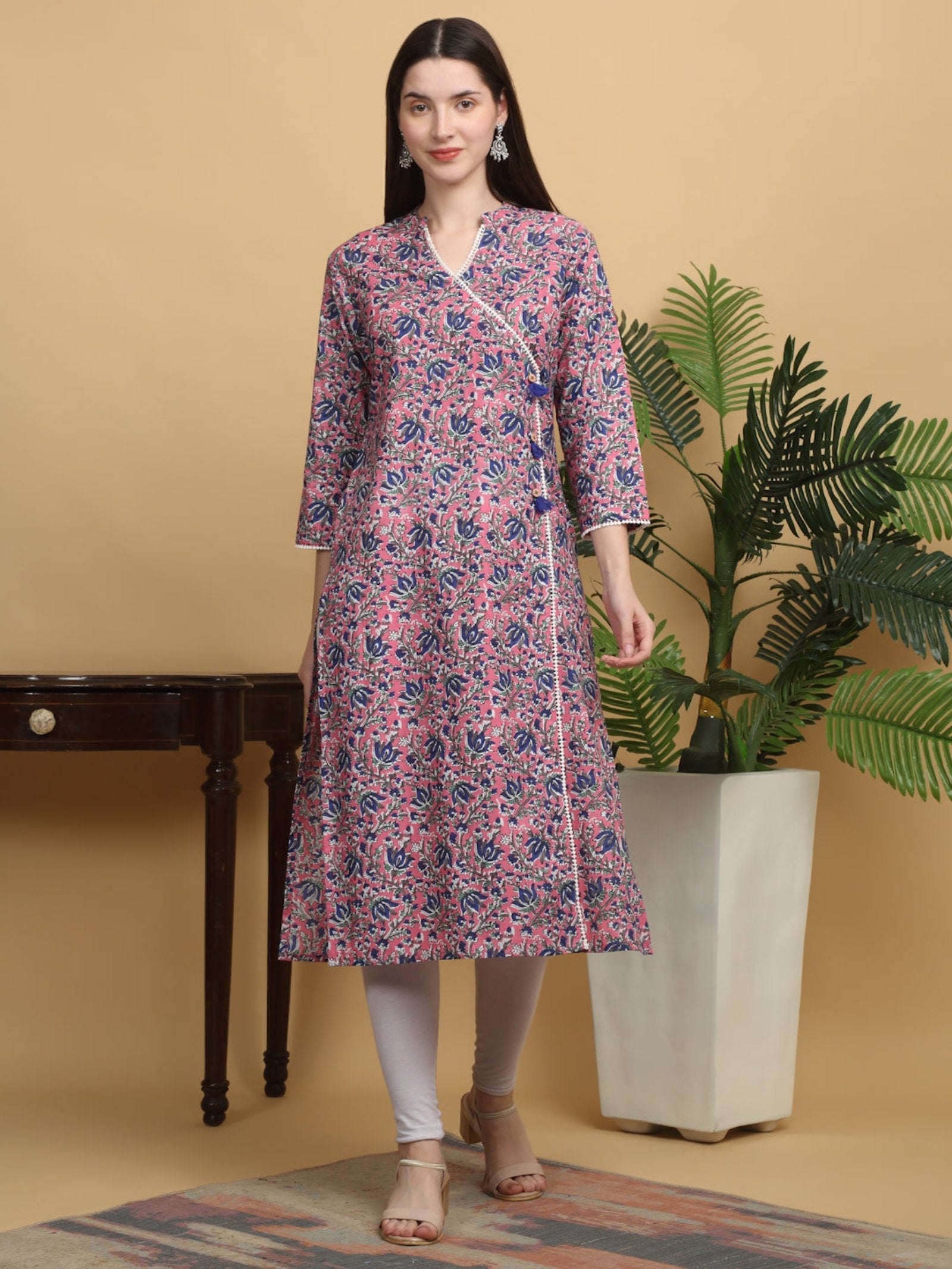 Rangvastra Floral Printed Straight Kurta