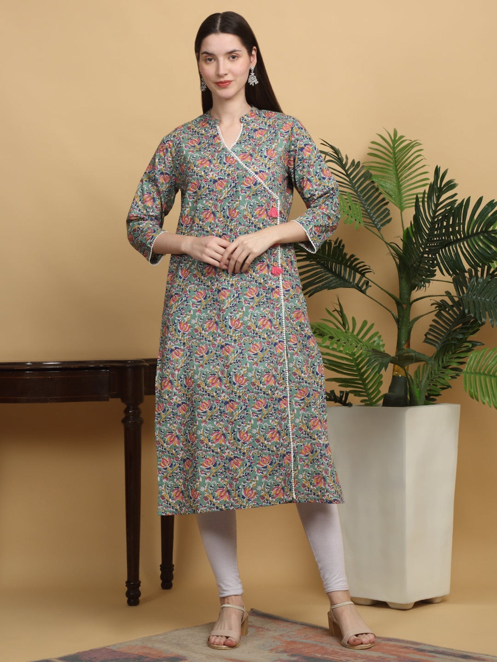 Rangvastra Floral Printed Straight Kurta
