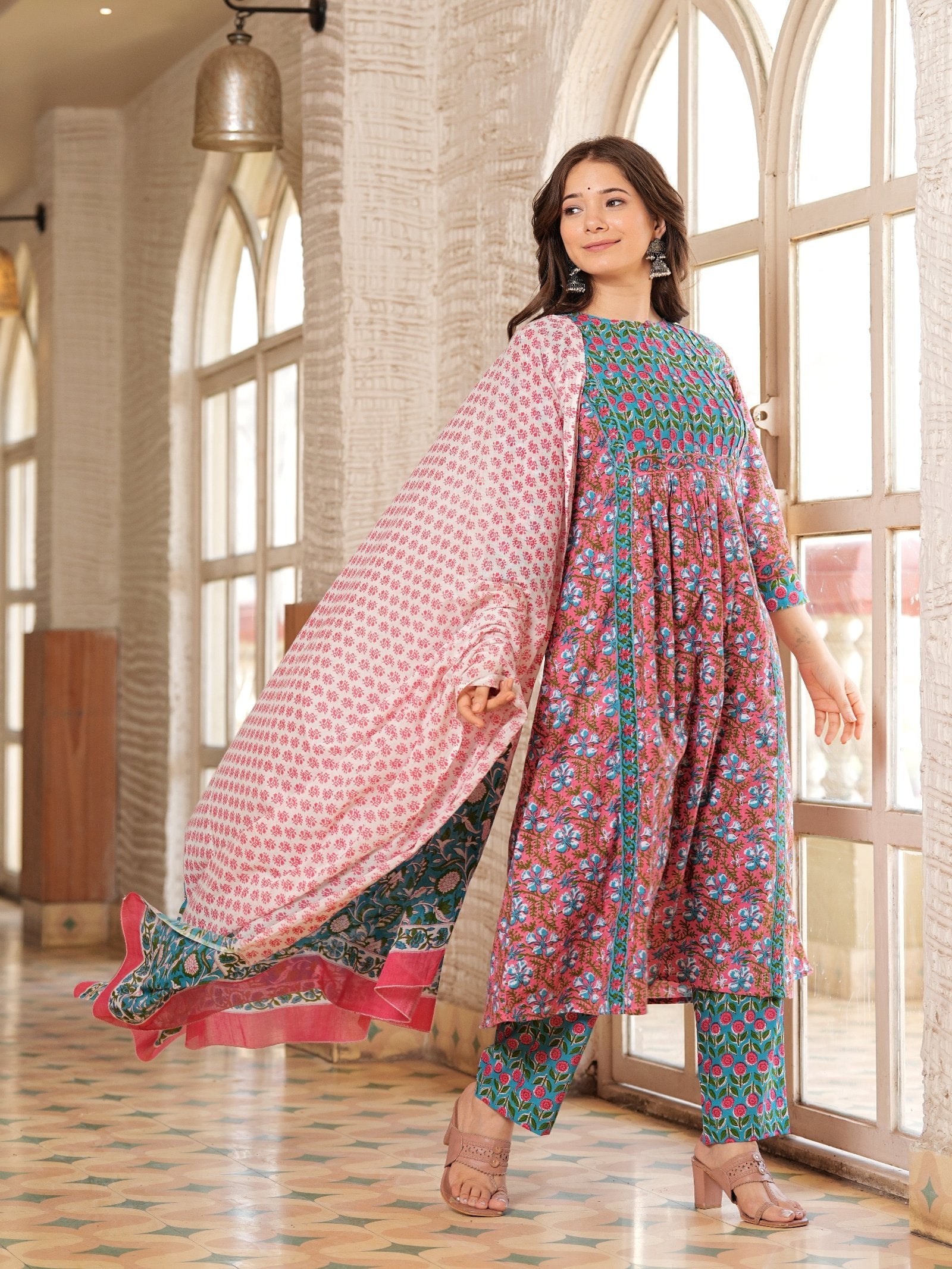 MALUKA WOMEN COTTON FLORAL PRINTED KURTA PANT WITH DUPATTA SET