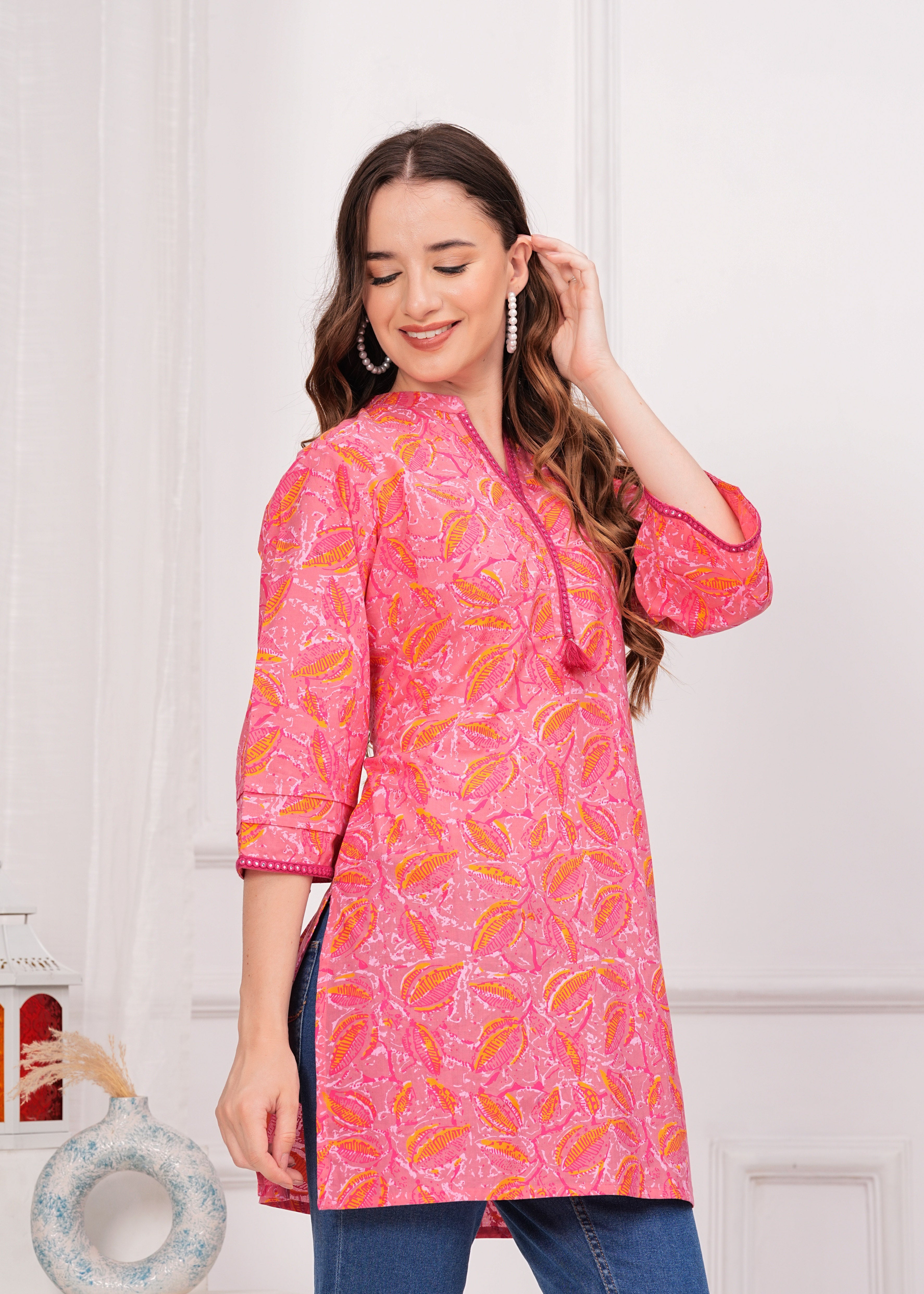 Pink Floral Printed Straight Kurta