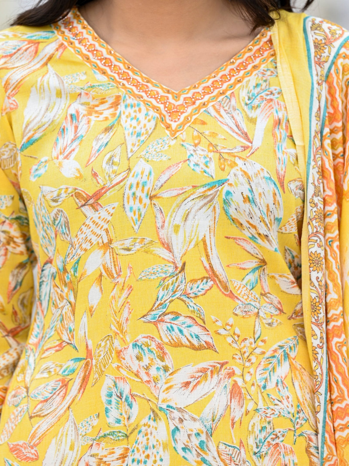 Rangvastra Capsule Foil Floral Printed Kurta Pant with Dupatta Set