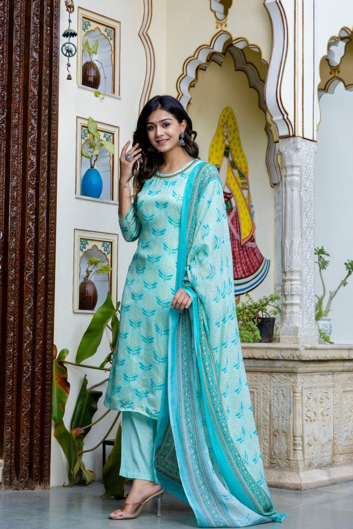 Rangvastra Digital Floral Organza on Embroidered Ethnic Set