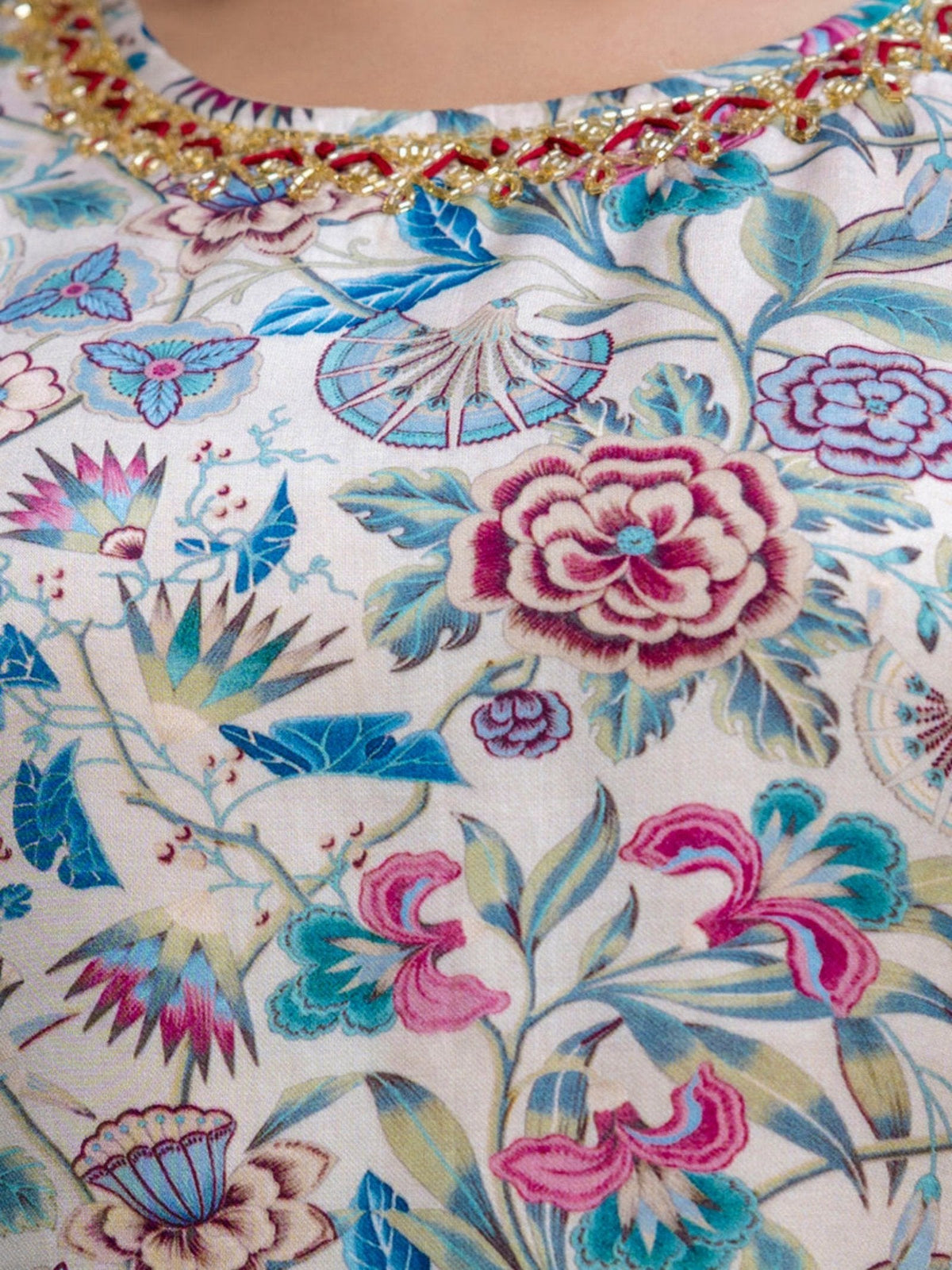 Rangvastra Digital Floral Organza on Embroidered Ethnic Set