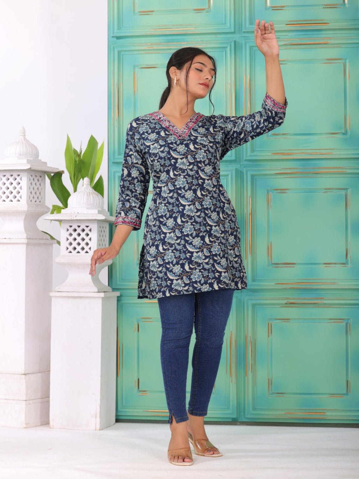 Rangvastra  Cotton Floral Printed Kurta