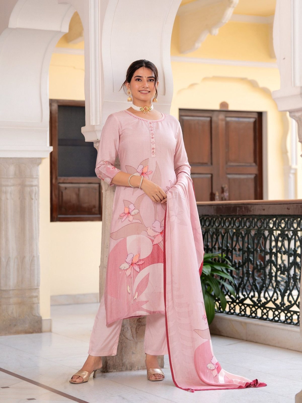 Rangvastra Floral Placement Printed Maslin Kurta Pant With Dupatta Set