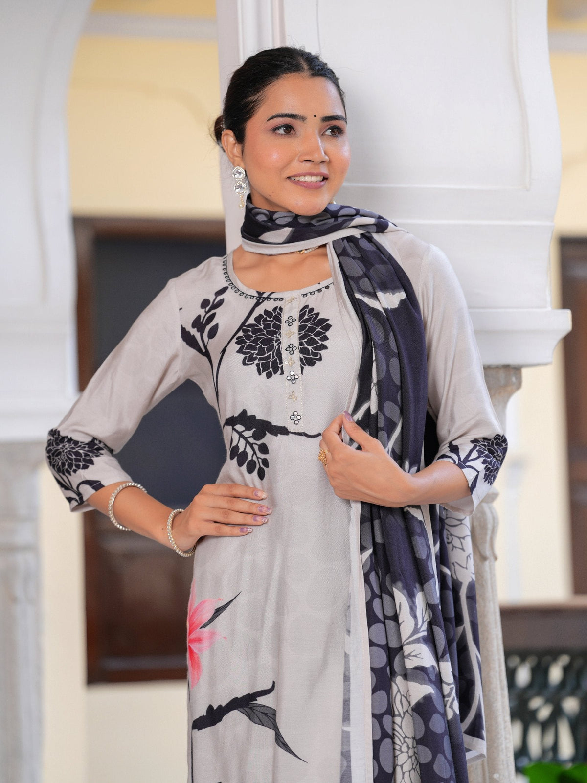 Rangvastra Floral Placement Printed Maslin Kurta Pant With Dupatta Set