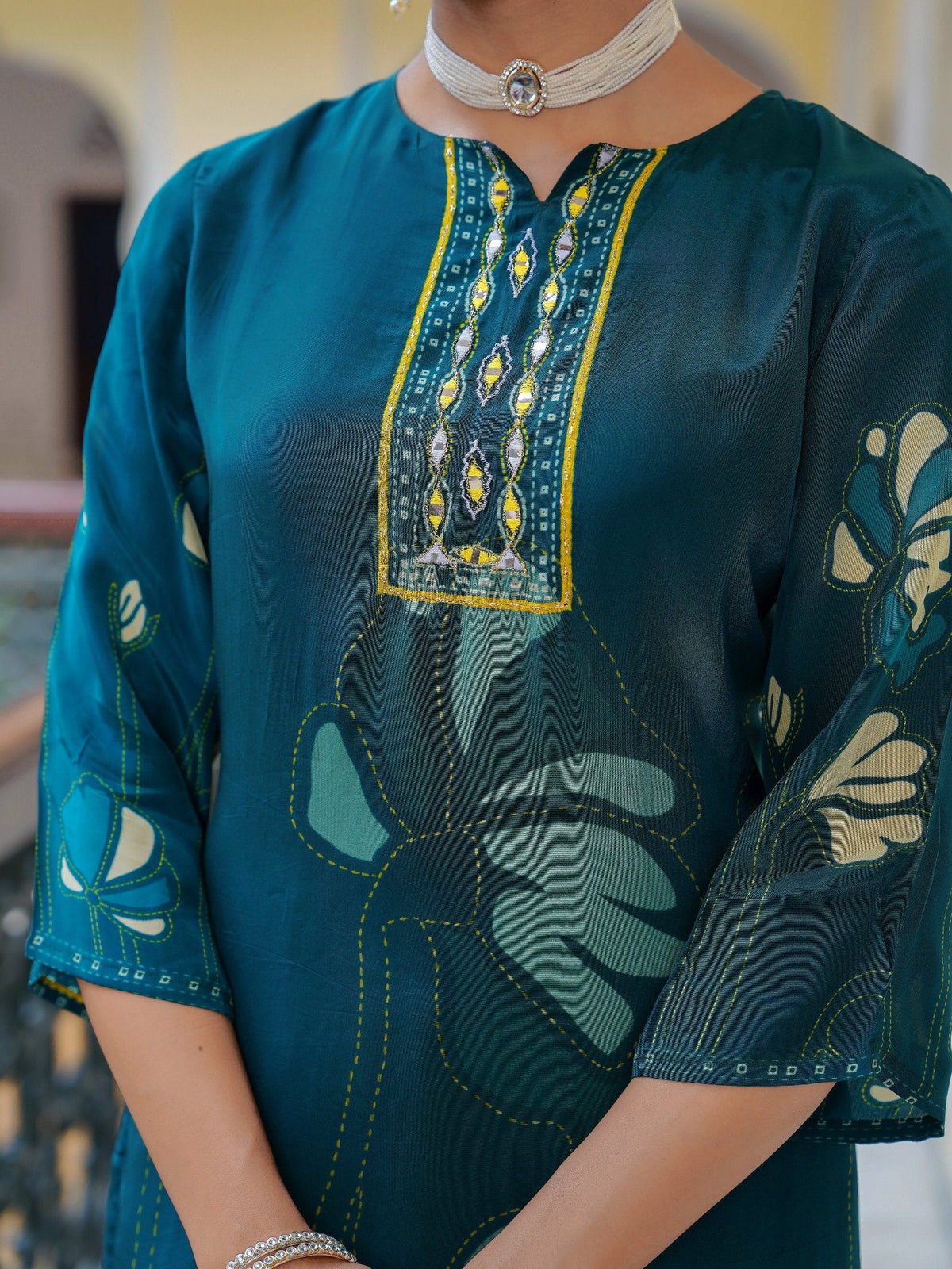 Rangvastra  Natural Crape Floral Printed Kurta Pant with Dupatta Set