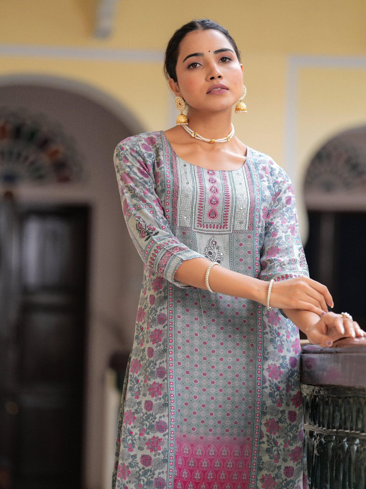 Rangvastra Natural crape Floral Printed Kurta Pant with Dupatta Set