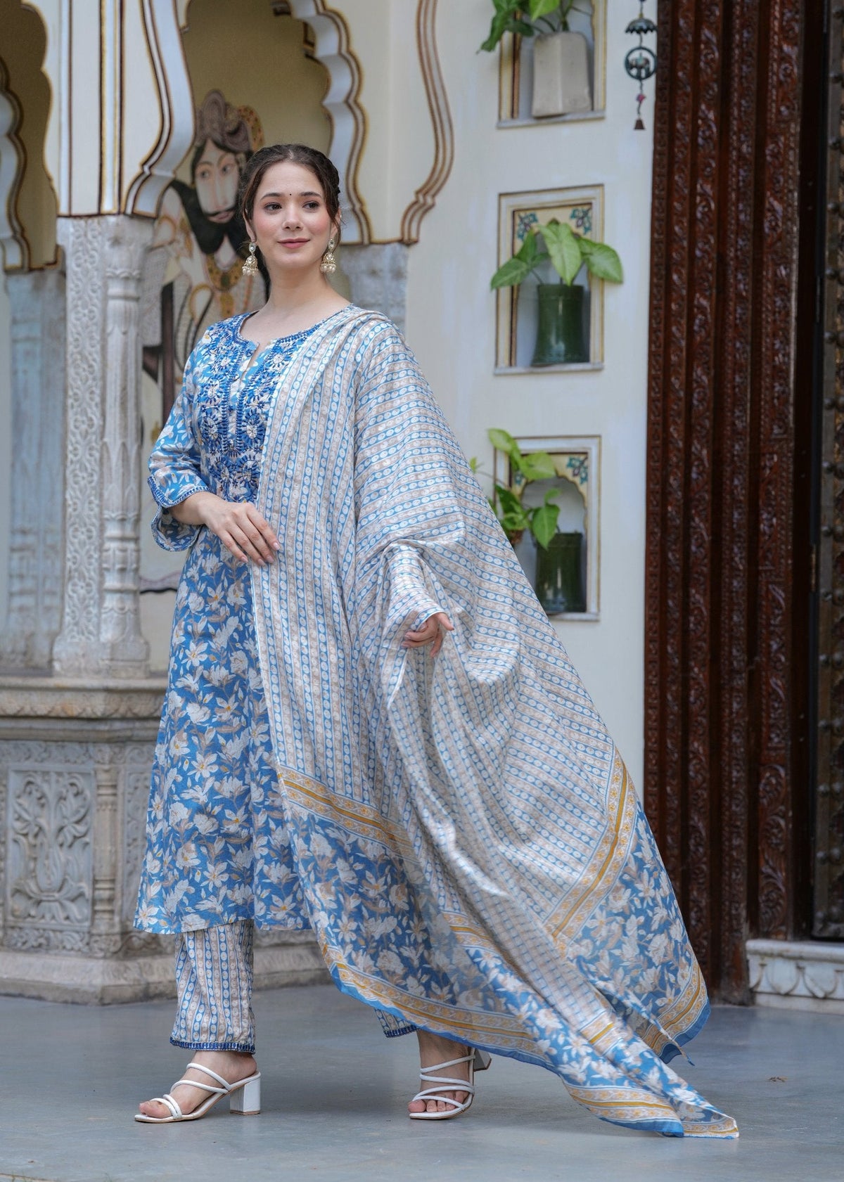 Rangvastra  COTTON FLORAL PRINT WITH EMBROIDERED WORK KURTA SET
