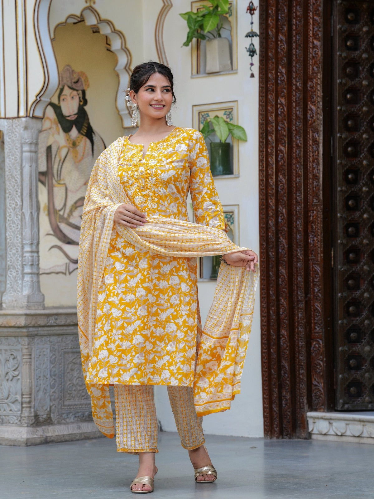 Rangvastra  COTTON FLORAL PRINT WITH EMBROIDERED WORK KURTA SET