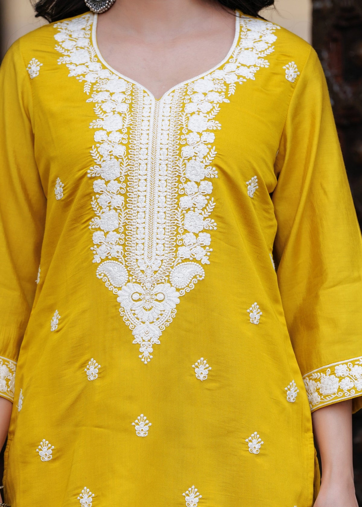 Rangvastra  ROMAN SILK EMBELLISHED KURTA PANT WITH DUPATTA SET
