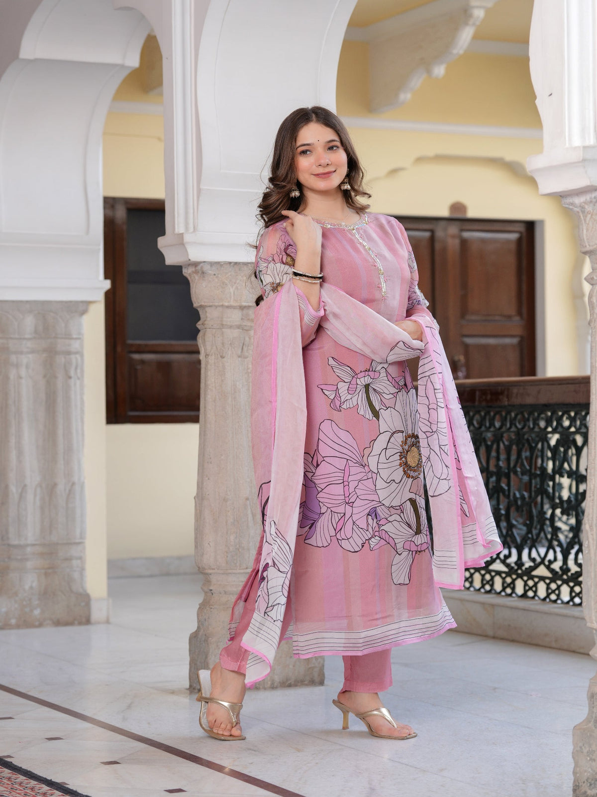 Rangvastra Light Pink Orangza Santoon Digital Printed Kurta Pant Dupatta Set