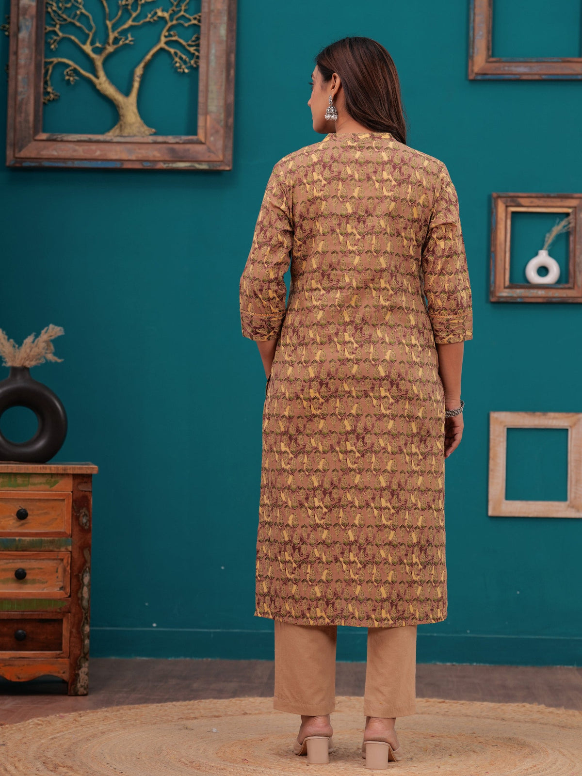 Rangvastra Beige Floral Print Cotton Kurta Pant Set with Gotta Patti