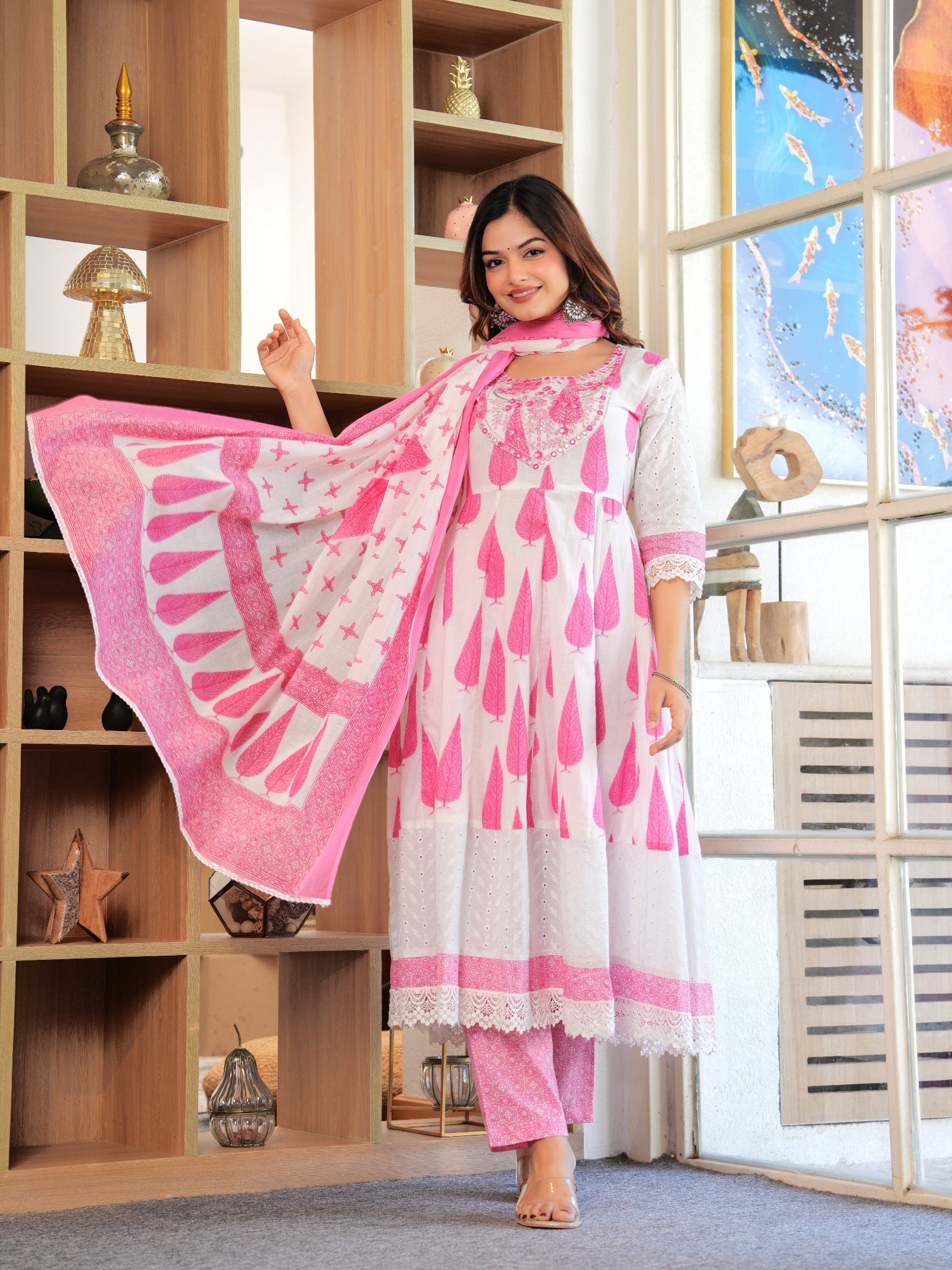Maluka Women Pink Cotton Floral Printed Kurta Pant Dupatta Set
