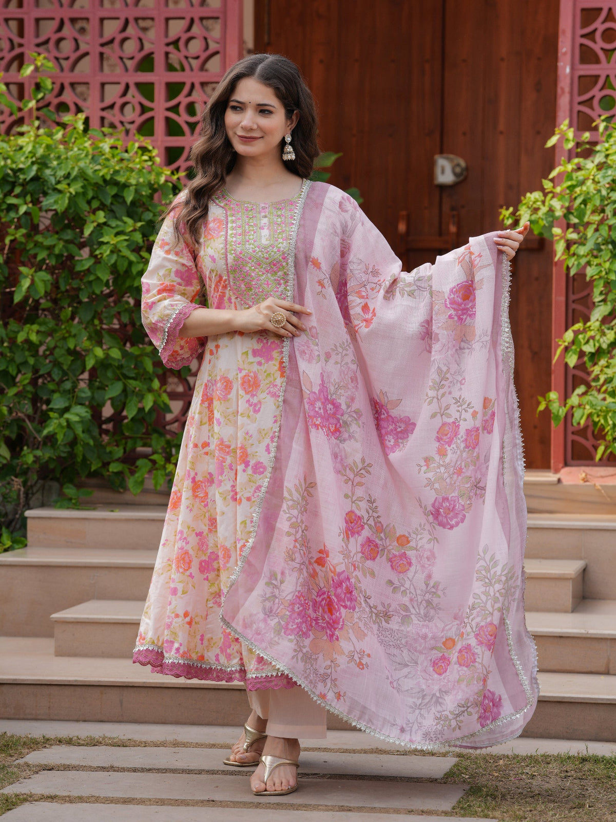 Rangvastra Pink Cotton Floral Printed Kurta Pant Dupatta Set