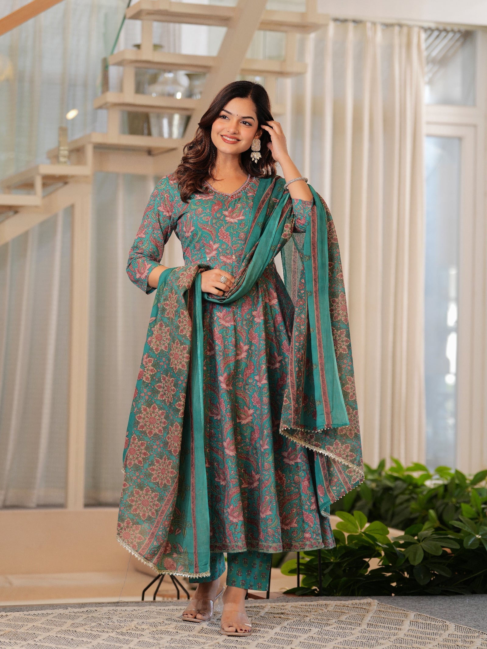 Maluka Women Grey Cotton  Printed Kurta Pant Dupatta Set
