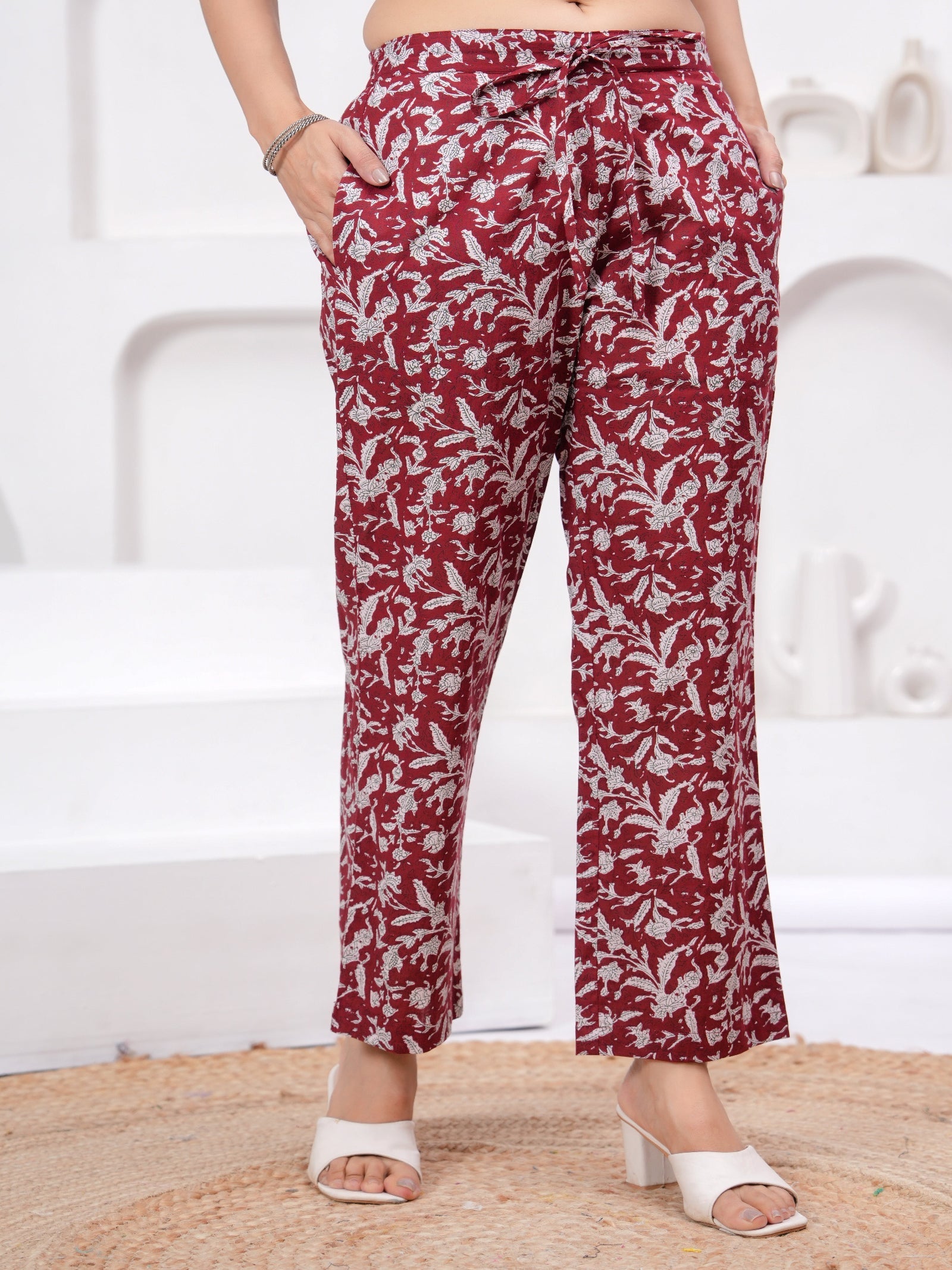 Maluka Women Maroon Cotton Floral Printed Kurta Pant Set
