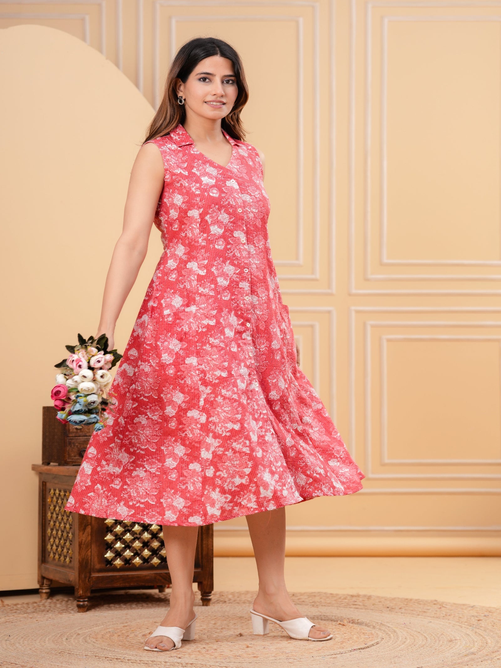 Maluka Women Pink Cotton Printed A-line Kurta Set