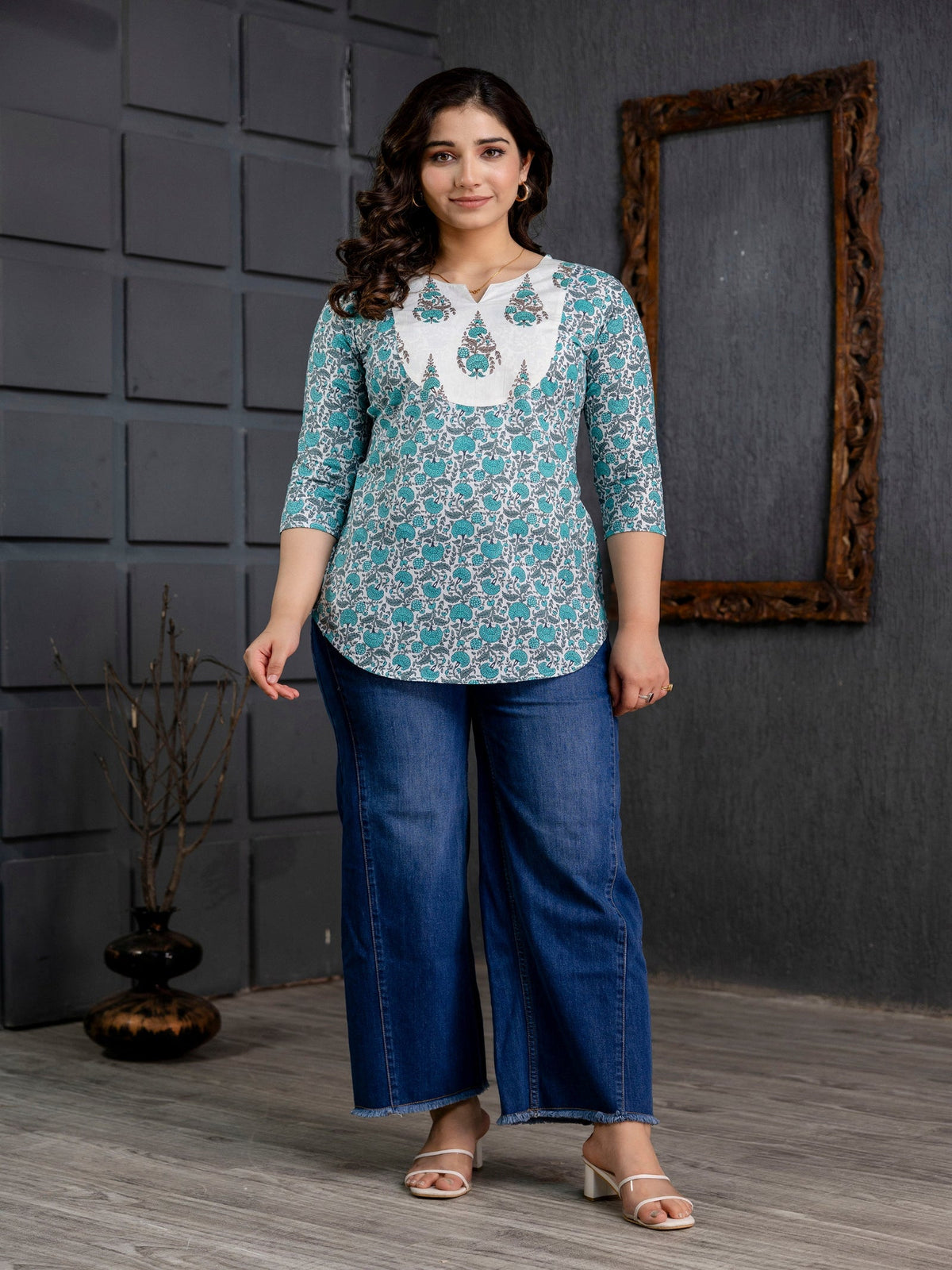 Rangvastra Green Cotton Printed Top