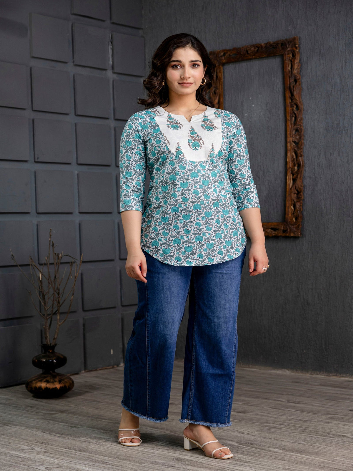 Rangvastra Green Cotton Printed Top