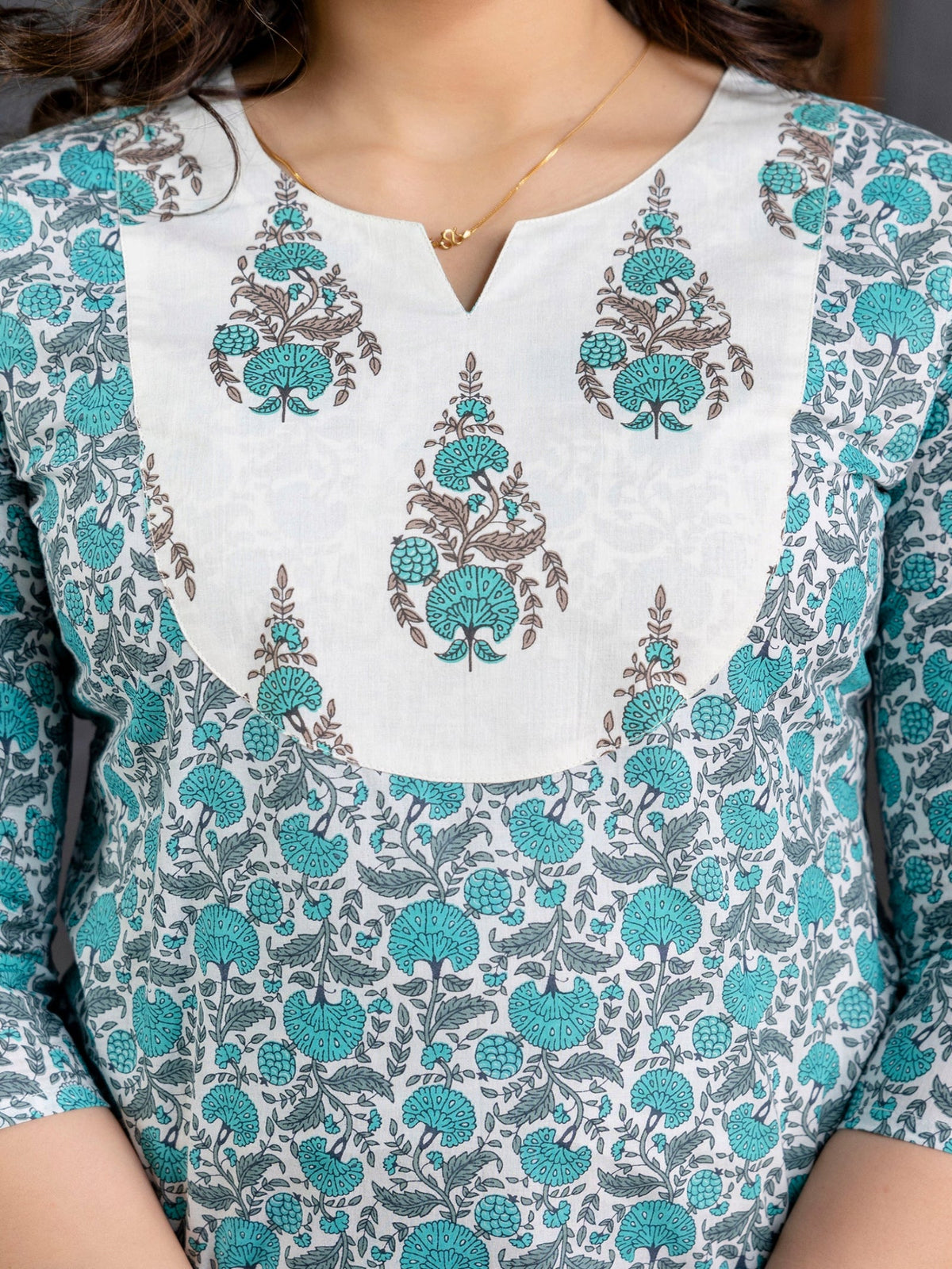 Rangvastra Green Cotton Printed Top
