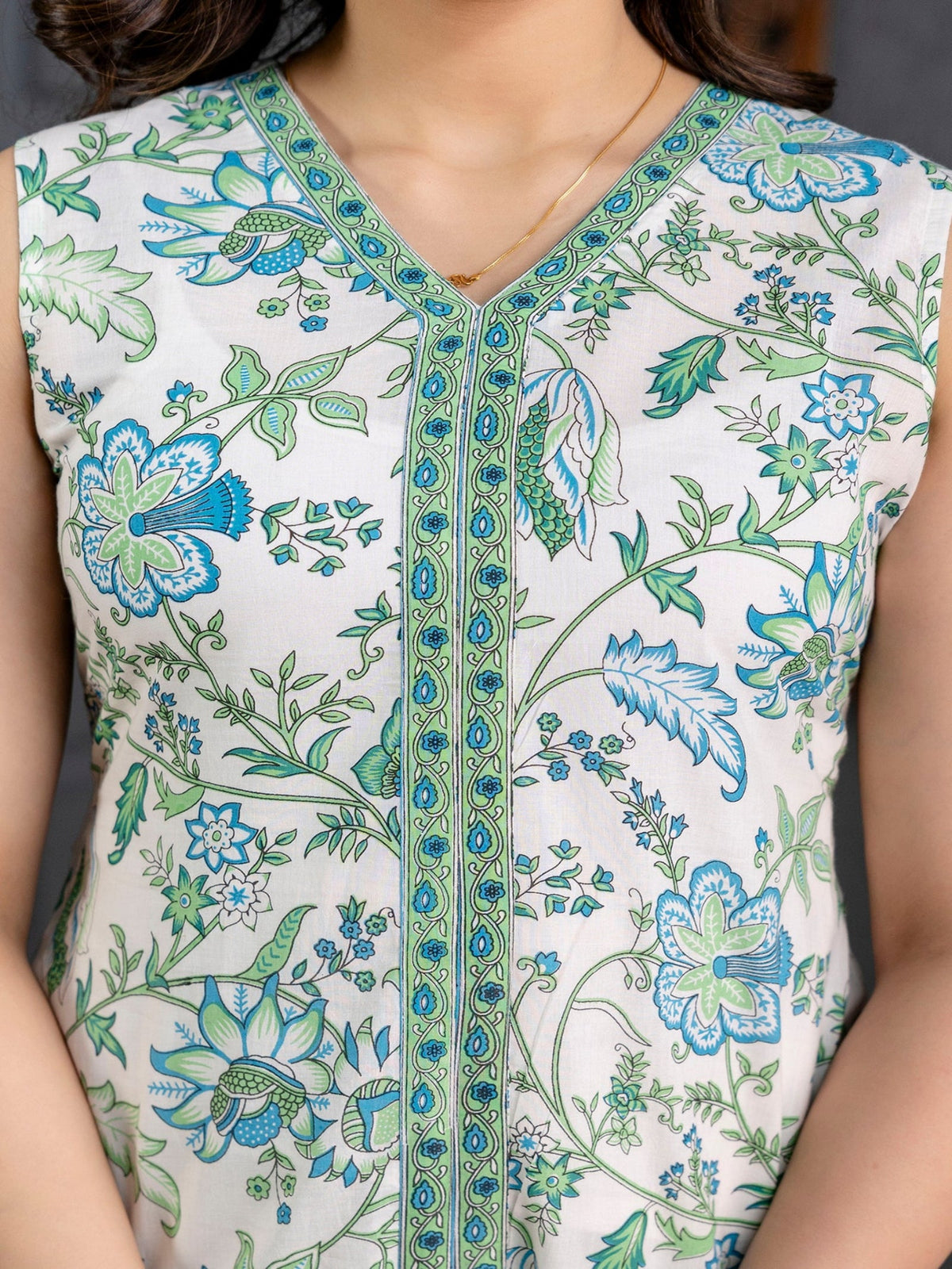 Rangvastra Green Cotton Floral Printed Kurta Pant Set