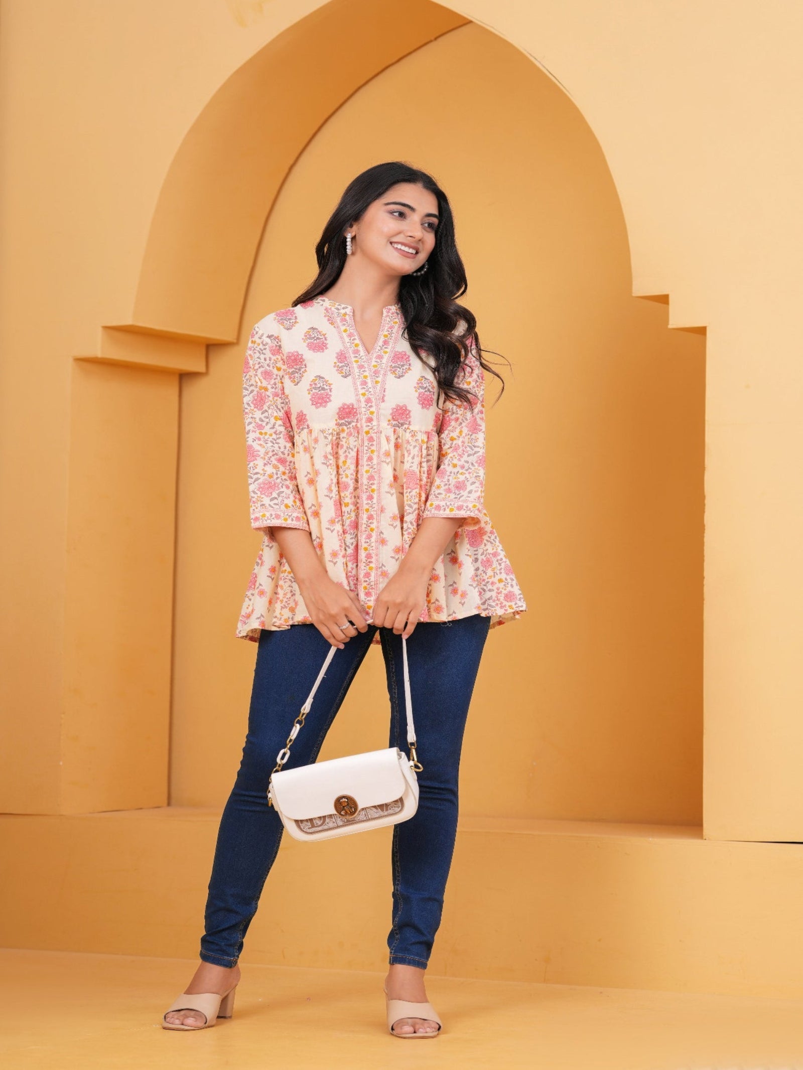 Maluka Women Cotton Pink Floral Printed Top