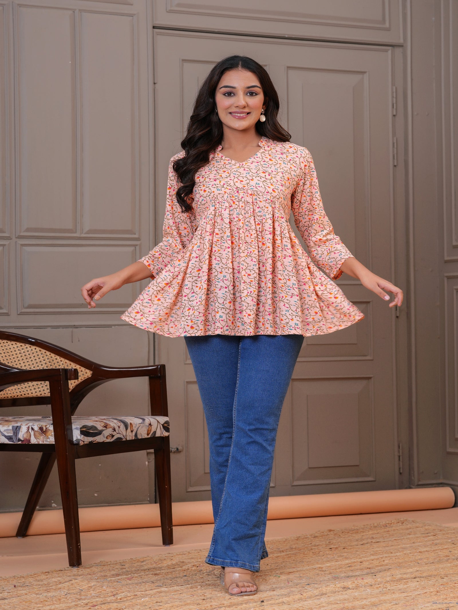 Maluka Women Reyon Peach Floral Printed Top