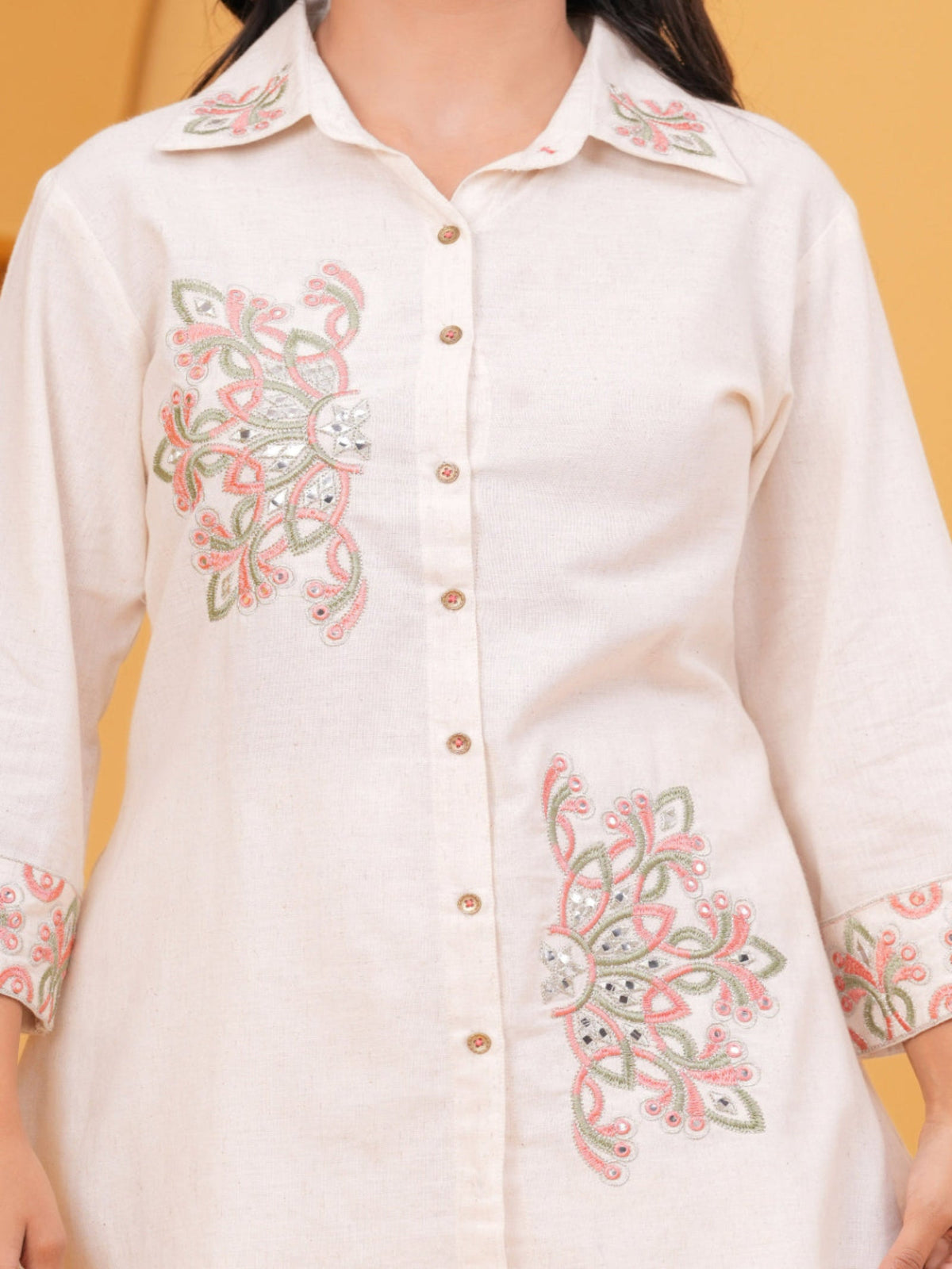 Rangvastra Off White Floral Embroidered Co-ords Set